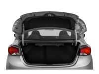 2015 Hyundai Elantra L (M6) Exterior Shot 4