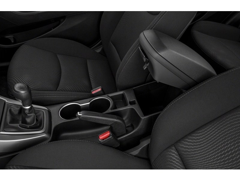 2016 Hyundai Elantra GL (A6) Interior Shot 7