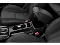 2016 Hyundai Elantra GT GLS (M6) Interior Shot 7