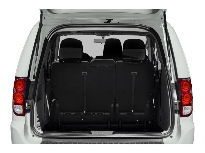 2016 Dodge Grand Caravan SE/SXT Exterior Shot 4