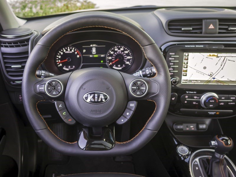 2018 Kia Soul LX OEM Shot 4