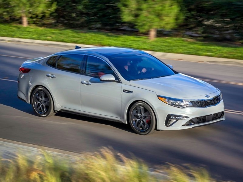 2019 Kia Optima LX OEM Shot 3