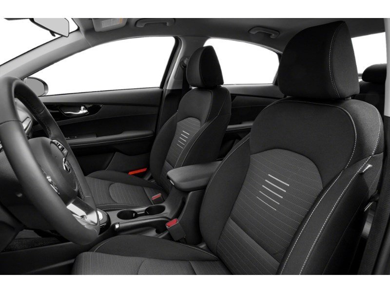 2021 Kia Forte EX Interior Shot 4