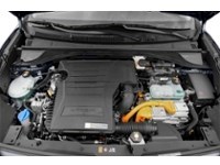 2018 Kia Niro EX Premium Exterior Shot 3