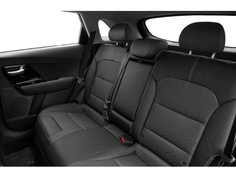 2018 Kia Niro EX Premium Interior Shot 5