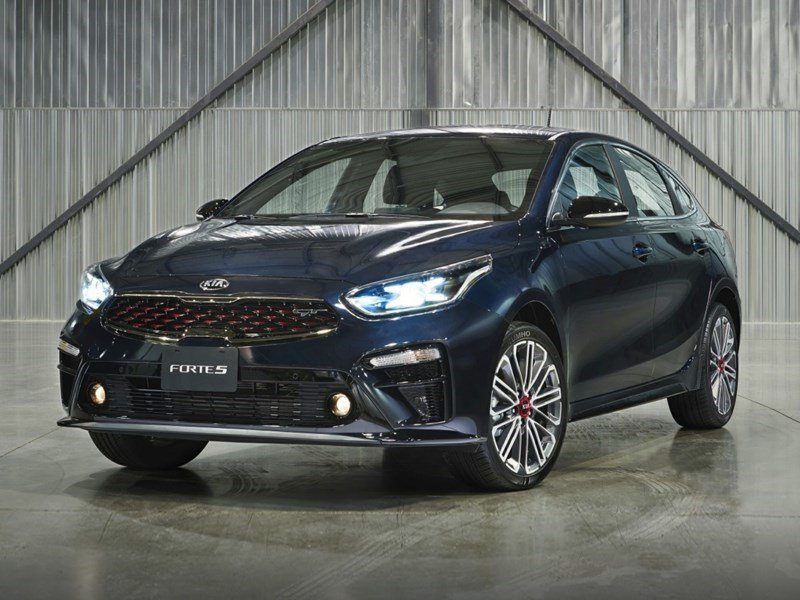 2020 Kia Forte5 5 EX OEM Shot 2