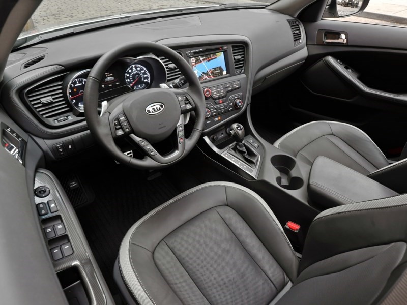 2013 Kia Optima LX (M6) OEM Shot 4