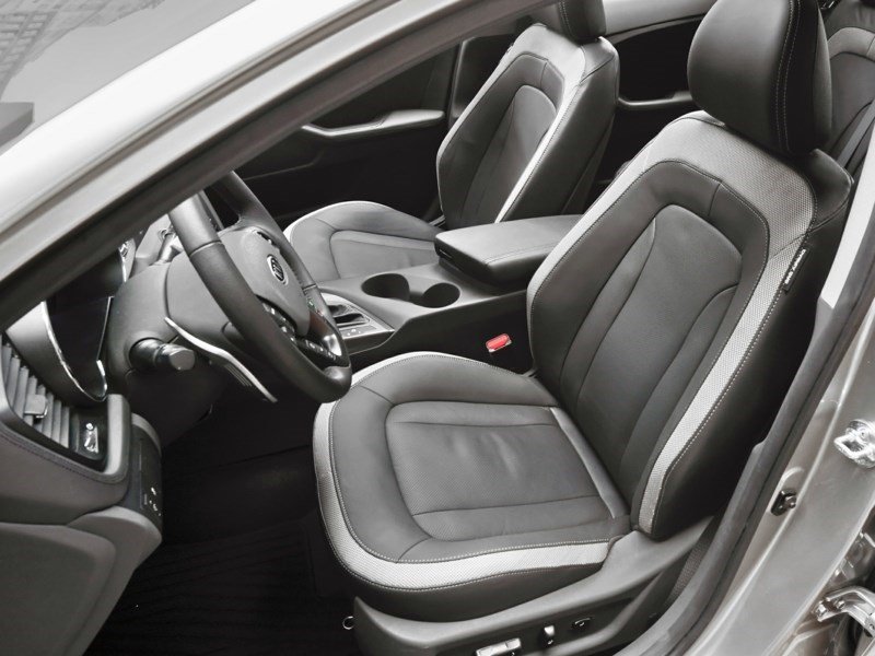2012 Kia Optima LX (M6) OEM Shot 5