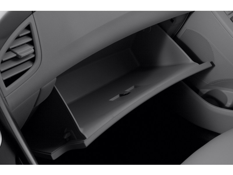 2013 Hyundai Elantra GLS (A6) Interior Shot 3