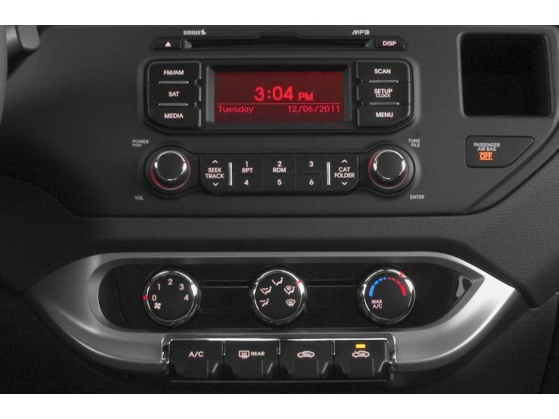 2015 Kia Rio EX (A6) Interior Shot 2