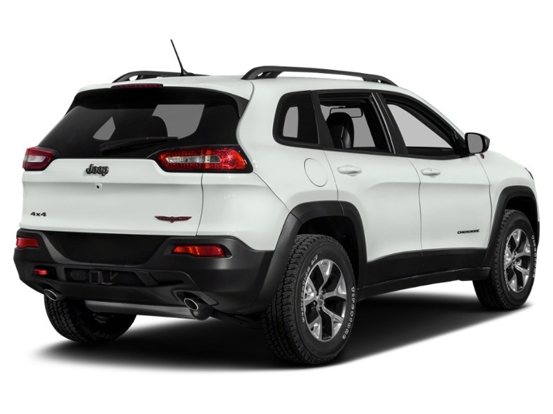 2017 Jeep Cherokee Trailhawk Exterior Shot 2
