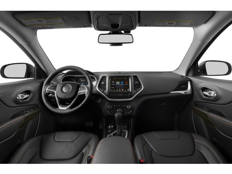 2017 Jeep Cherokee Trailhawk Interior Shot 7