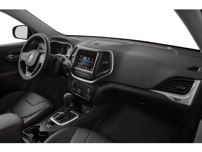 2017 Jeep Cherokee Trailhawk Interior Shot 1