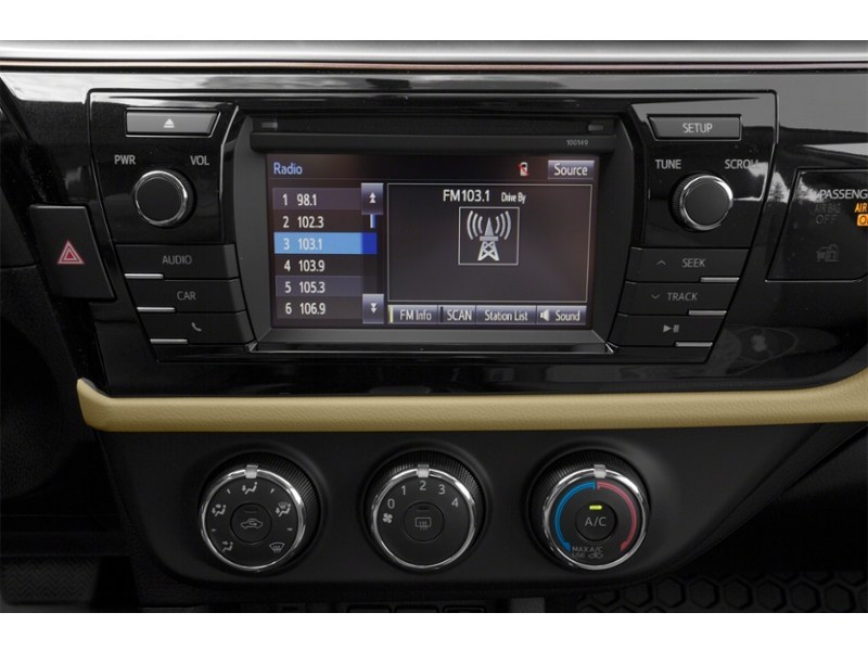 2014 Toyota Corolla LE (CVT) Interior Shot 2