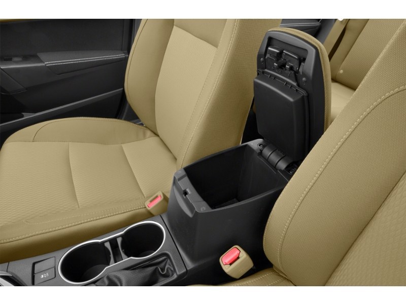 2014 Toyota Corolla LE (CVT) Interior Shot 8