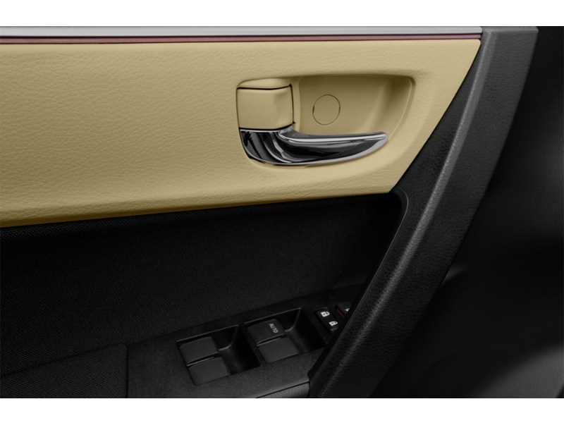 2014 Toyota Corolla LE (CVT) Exterior Shot 14