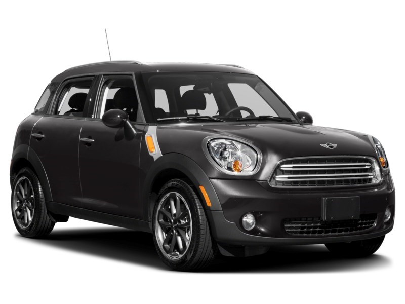 2015 MINI Countryman Cooper S Exterior Shot 9