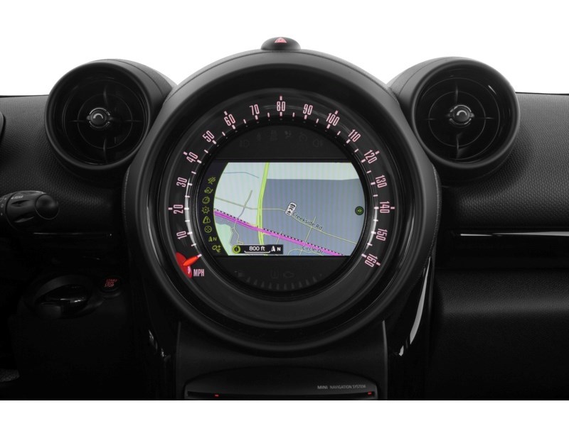 2015 MINI Countryman Cooper S Interior Shot 9