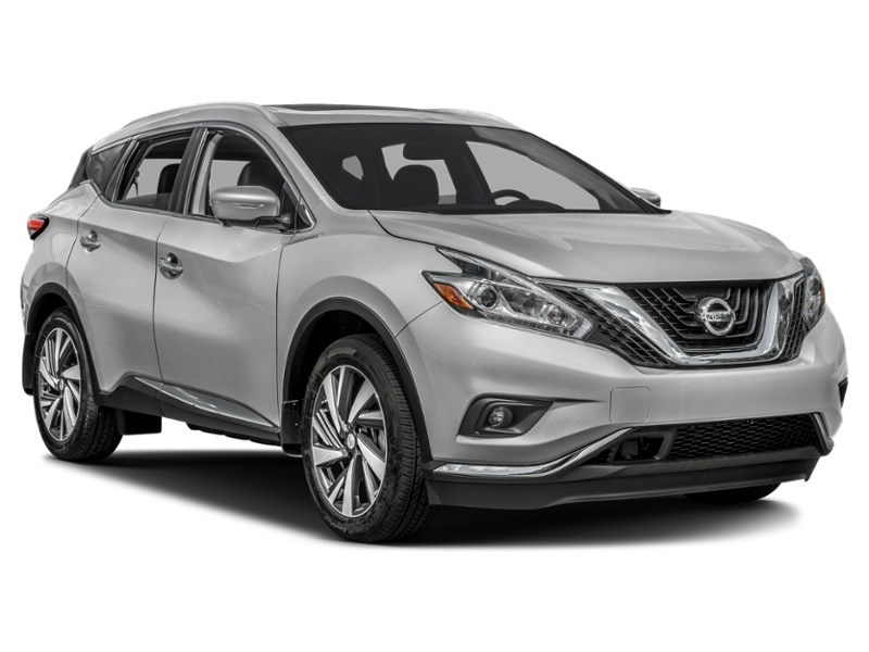 2017 Nissan Murano Platinum Exterior Shot 9