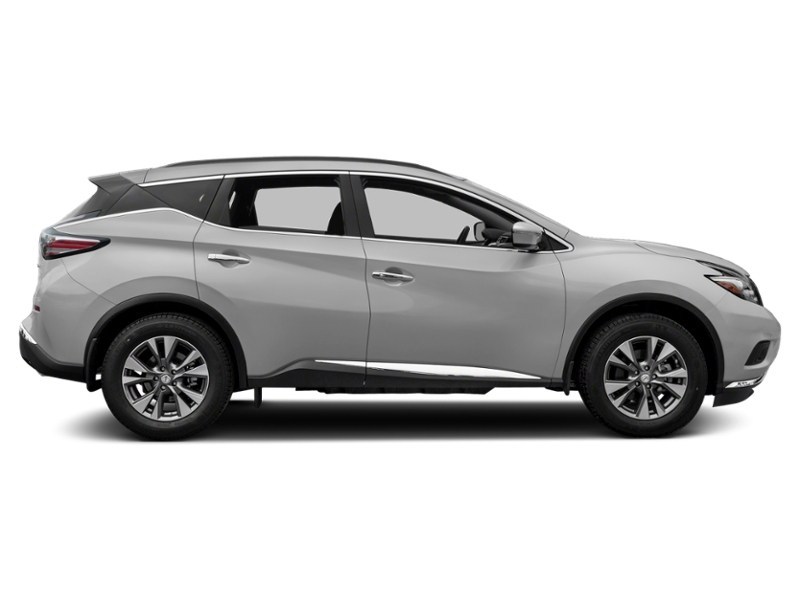 2017 Nissan Murano SV Exterior Shot 11
