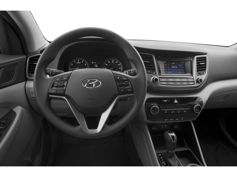 2017 Hyundai Tucson TUCSON AWD Interior Shot 3