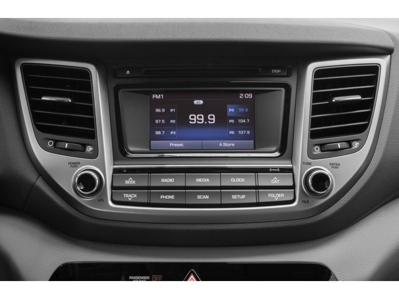 2017 Hyundai Tucson Base 2.0 Interior Shot 2