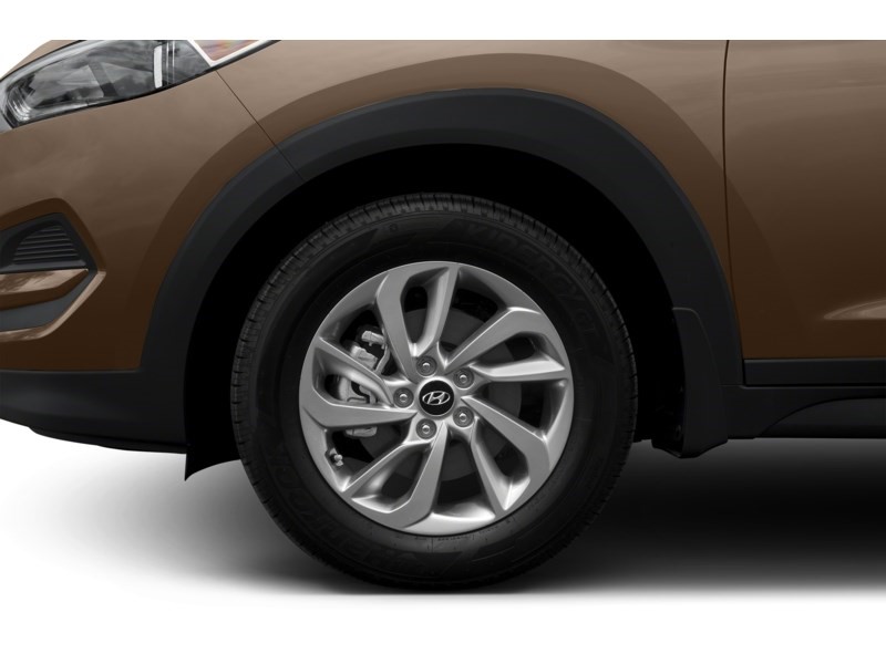 2017 Hyundai Tucson TUCSON AWD Exterior Shot 5