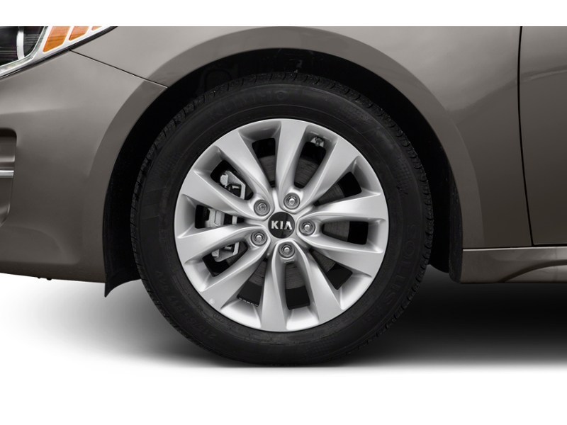 2018 Kia Optima LX Exterior Shot 5