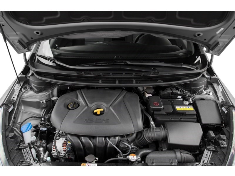 2016 Kia Forte 2.0L LX+ (M6) Exterior Shot 3