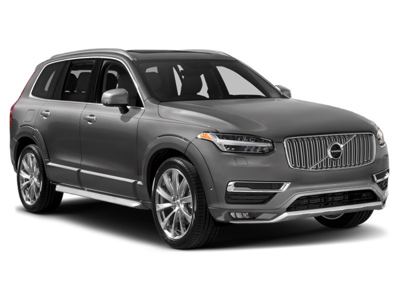 2016 Volvo XC90 T6 Inscription Exterior Shot 9