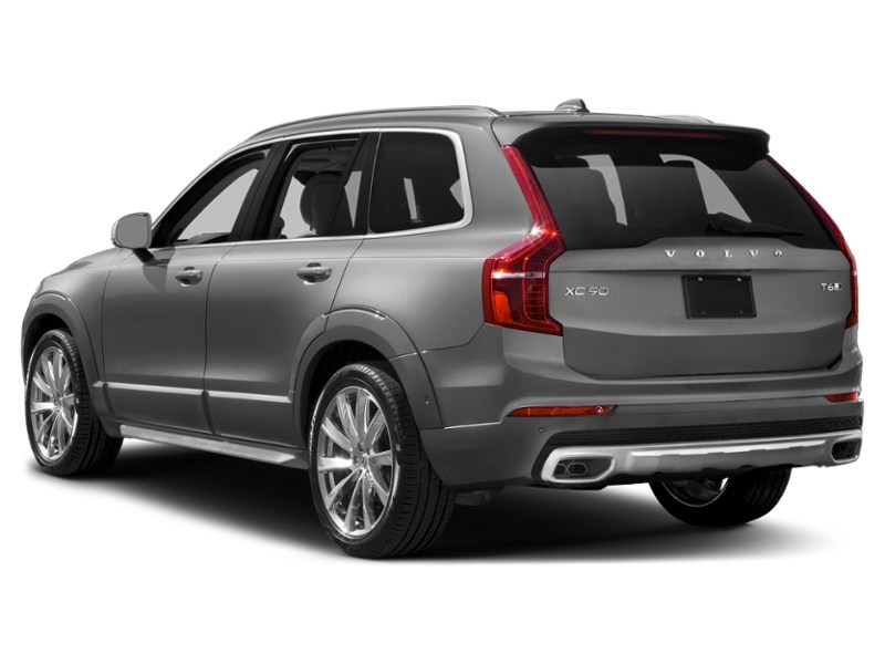 2016 Volvo XC90 T6 Inscription Exterior Shot 10