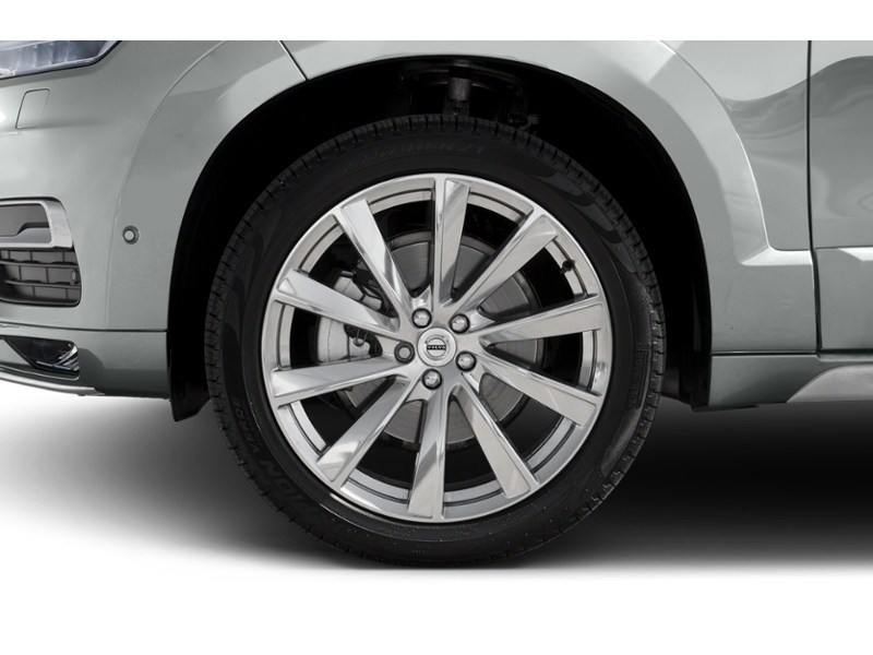 2016 Volvo XC90 T6 Inscription Exterior Shot 5