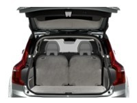 2016 Volvo XC90 T6 Inscription Exterior Shot 4