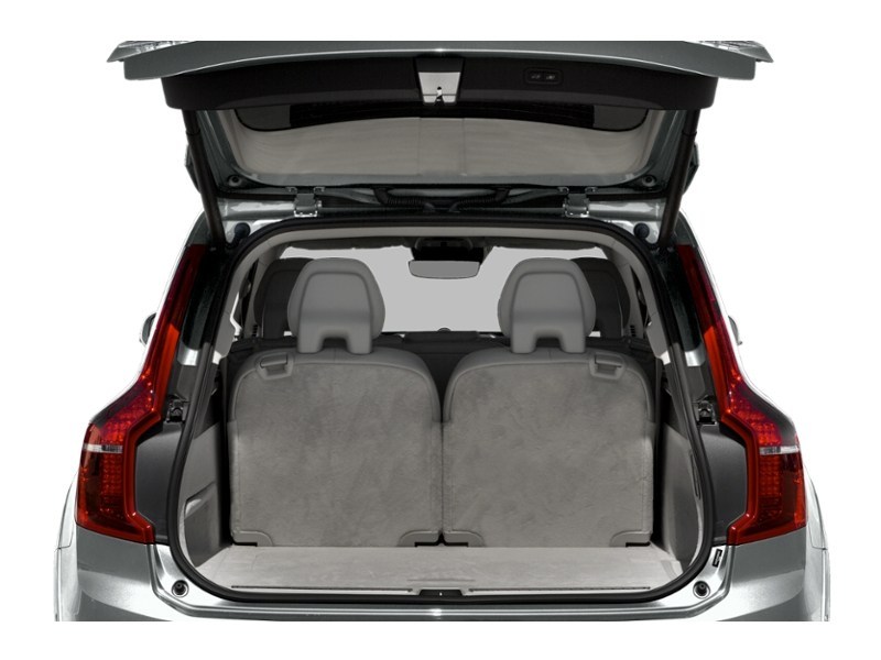 2016 Volvo XC90 T6 Inscription Exterior Shot 4