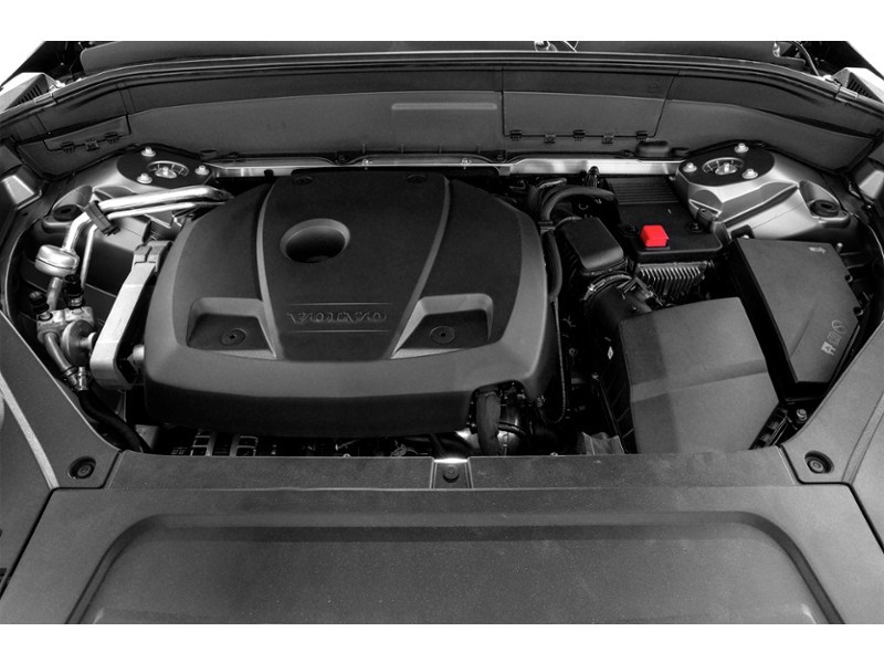 2016 Volvo XC90 T6 Inscription Exterior Shot 3