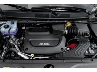 2020 Chrysler Pacifica Touring-L Plus Exterior Shot 3