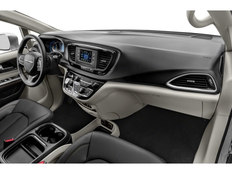 2020 Chrysler Pacifica Touring-L Plus Interior Shot 1