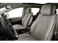 2020 Chrysler Pacifica Hybrid Limited Interior Shot 4