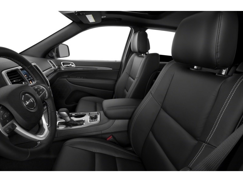 2019 Jeep Grand Cherokee Limited Interior Shot 4
