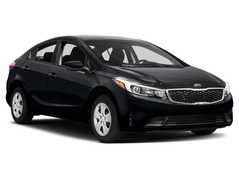2018 Kia Forte LX (A6) Exterior Shot 9