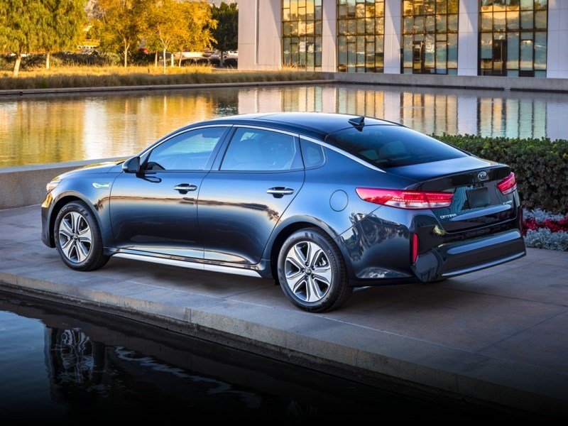 2019 Kia Optima HEV LX OEM Shot 2