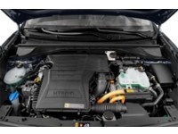 2018 Kia Niro SX Touring Exterior Shot 3