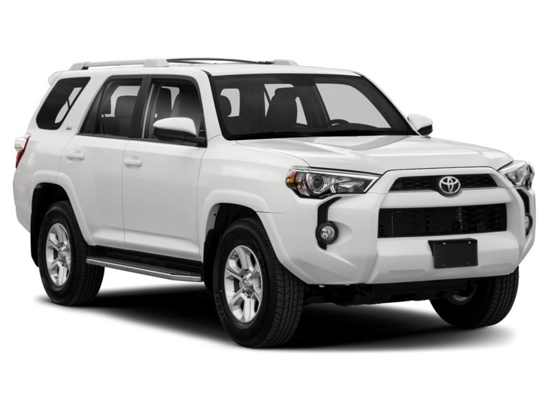 2019 Toyota 4Runner SR5 Exterior Shot 9