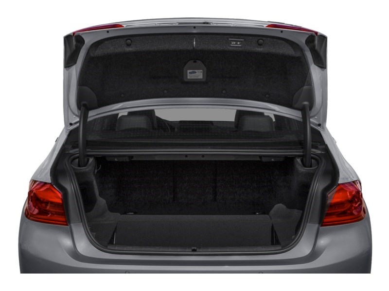 2018 BMW 530e xDrive iPerformance Exterior Shot 4