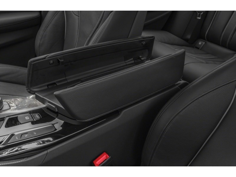 2018 BMW 530e xDrive iPerformance Interior Shot 7