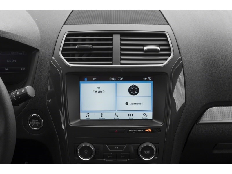 2018 Ford Explorer XLT 4WD Interior Shot 2