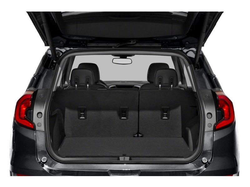 2021 GMC Terrain SLT Exterior Shot 4