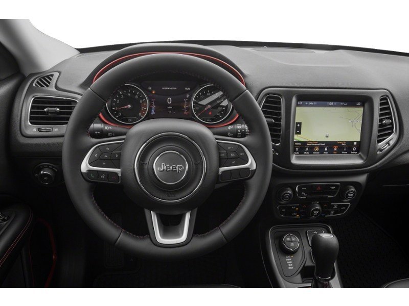 2017 Jeep New Compass Trailhawk Interior Shot 3