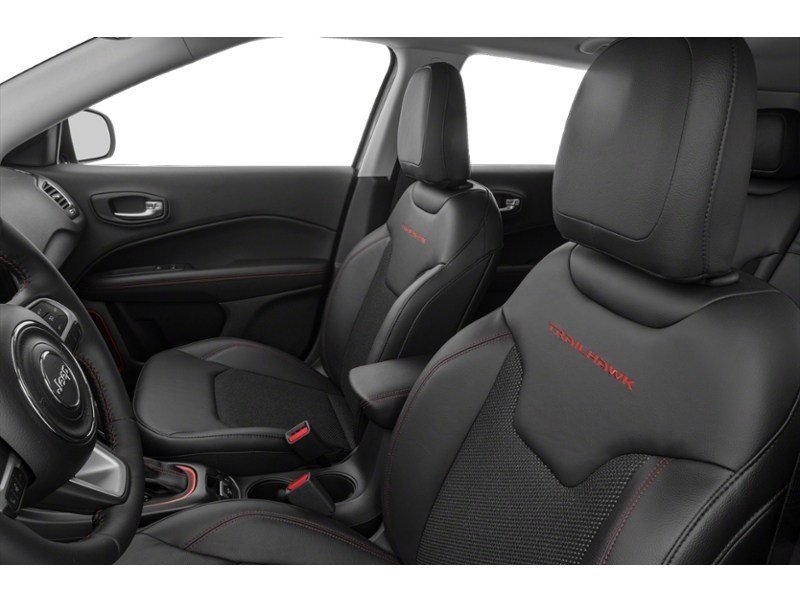 2017 Jeep New Compass Trailhawk Interior Shot 4