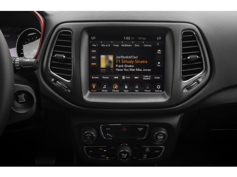 2017 Jeep New Compass Trailhawk Interior Shot 2